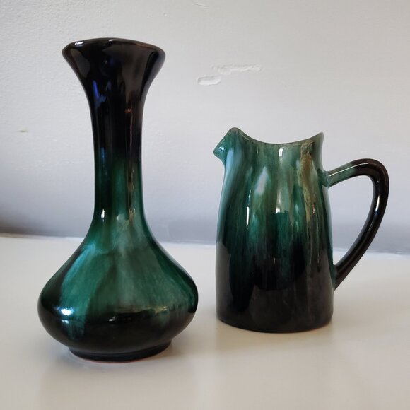 Set of 2 Blue Mountain Pottery Pieces - Small Jug & Bud Vase - Picture 1 of 3